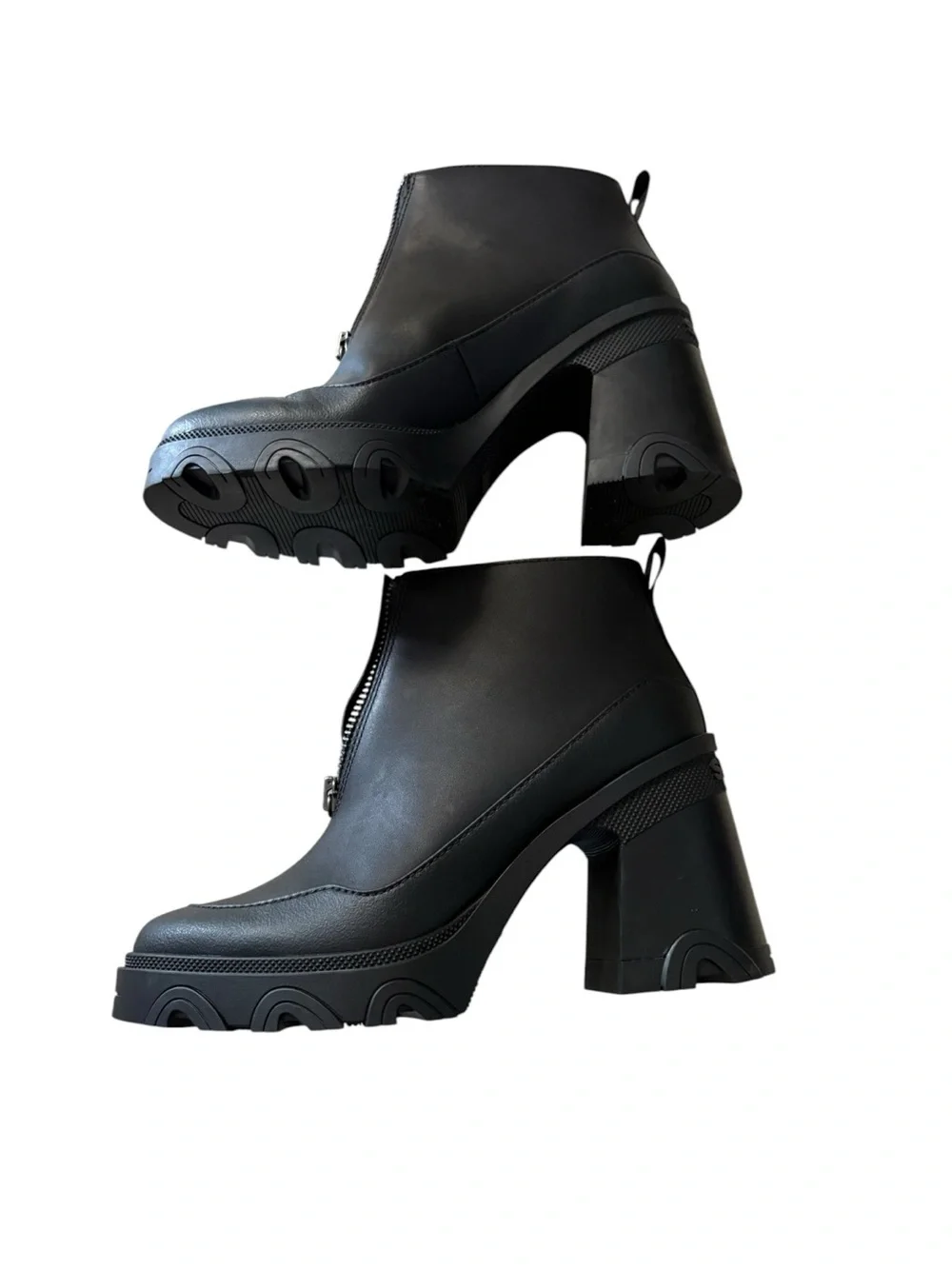 Sorel size 7.5 brex booties heeled Black Front-Zip Chunky Lug Heel Ankle Boots